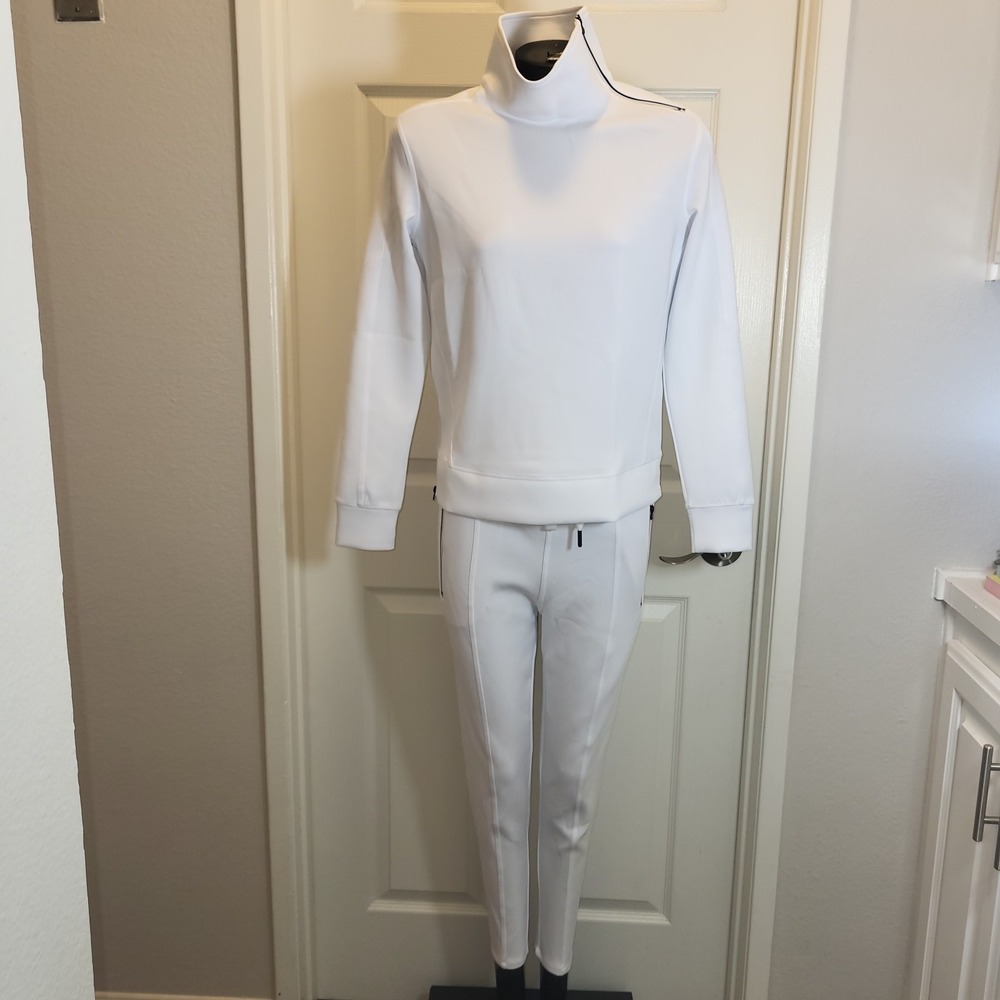 Cegolfs UPF 50+ Women's White Golf Moisture Wicking Size-Medium Top, Pants-Small